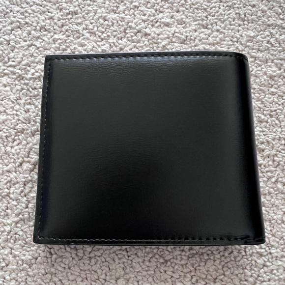 JW PEI Vegan Leather Bifold Wallet – Black (with Dust Bag) - Picture 2 of 6